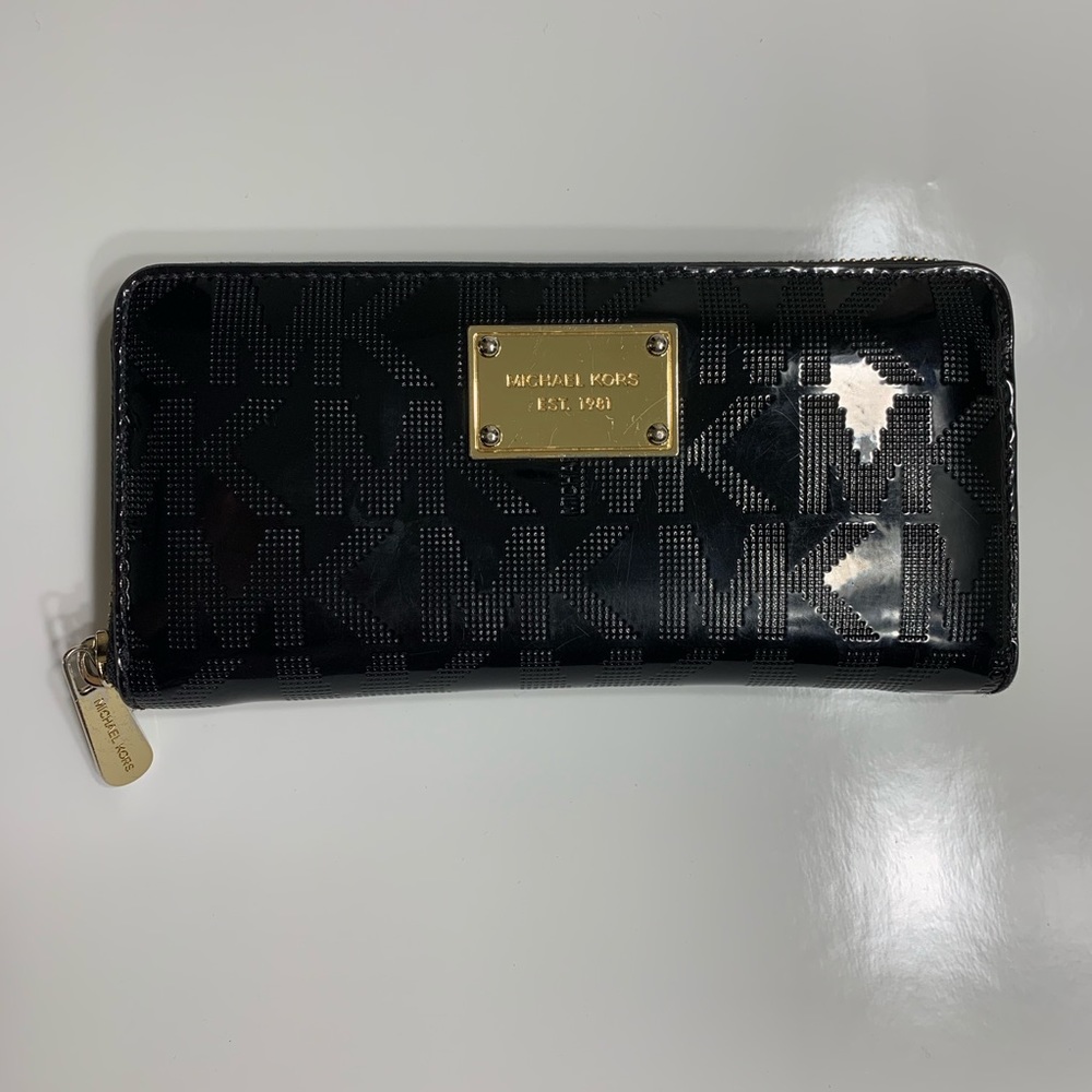 Michael Kors wallet
